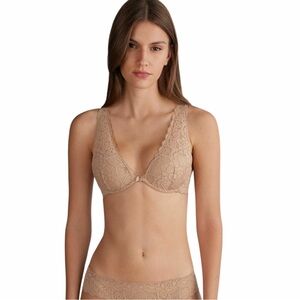 NWT Intimissimi Elena Lace Bra in Soft Beige Size 38C NEW WITH TAGS